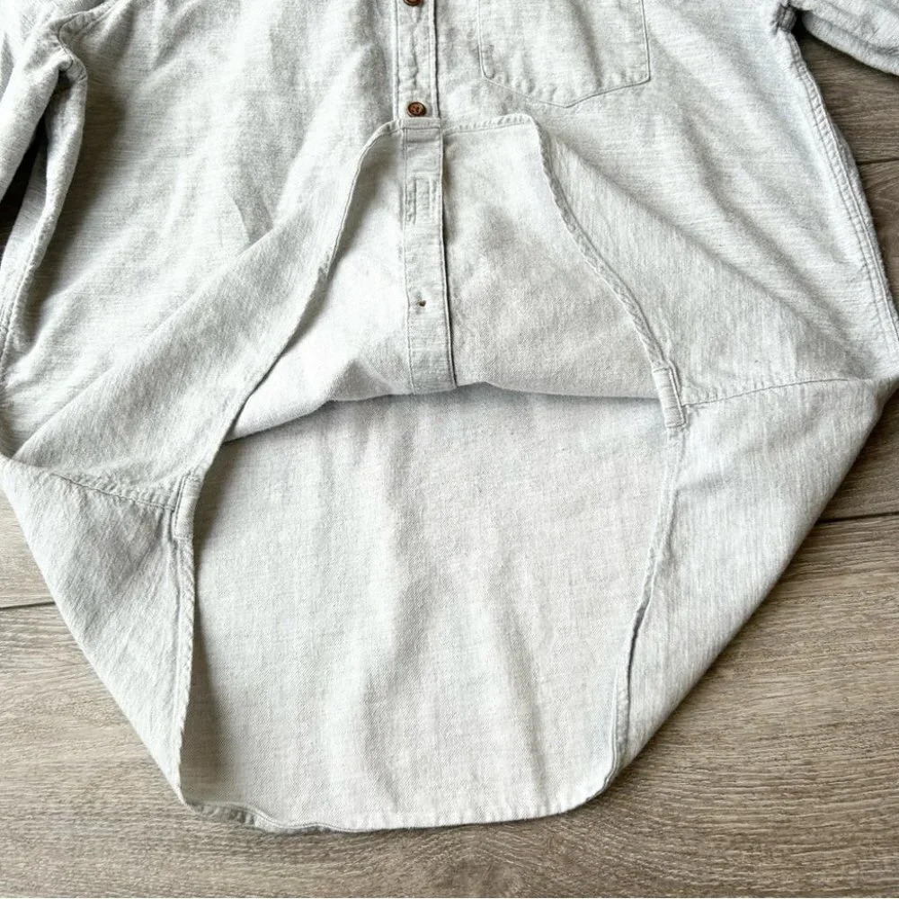 AEO Cotton Button Down Seriously Soft Shirt with Customized Bees Embroidery - Picture 13 of 13